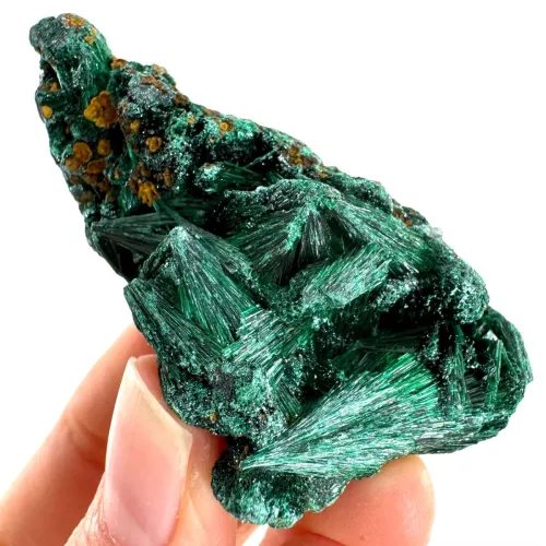 Proper malachite storage with individual pouches